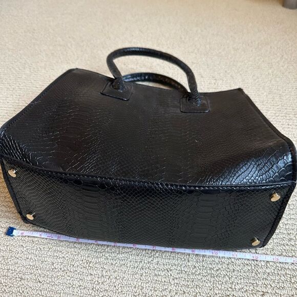 NWOT Neiman Marcus Brand Black Faux Leather Crocodile Pattern Bag - Picture 13 of 15